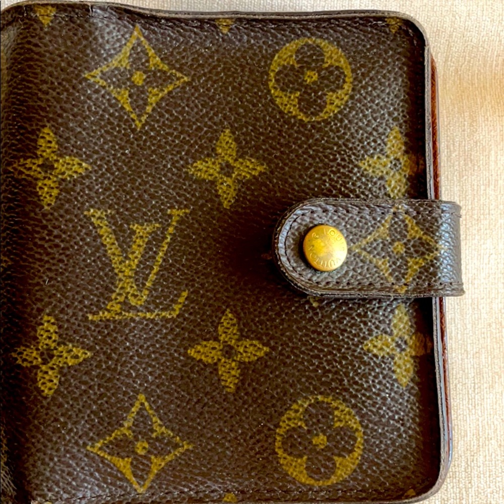 Louis Vuitton Wallet